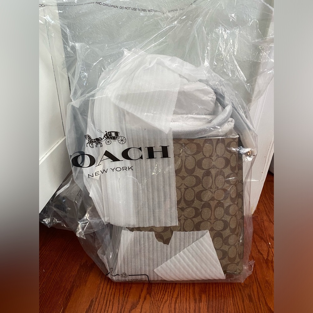 Coach Mollie Bucket Bag in Signature Canvas